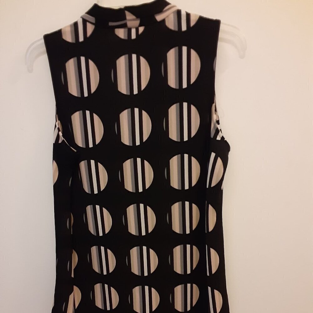 Calvin Klein (M) Black w/Beige Circles & Grey Lines. V Neck, Sleeveless Tunic. - Picture 4 of 4